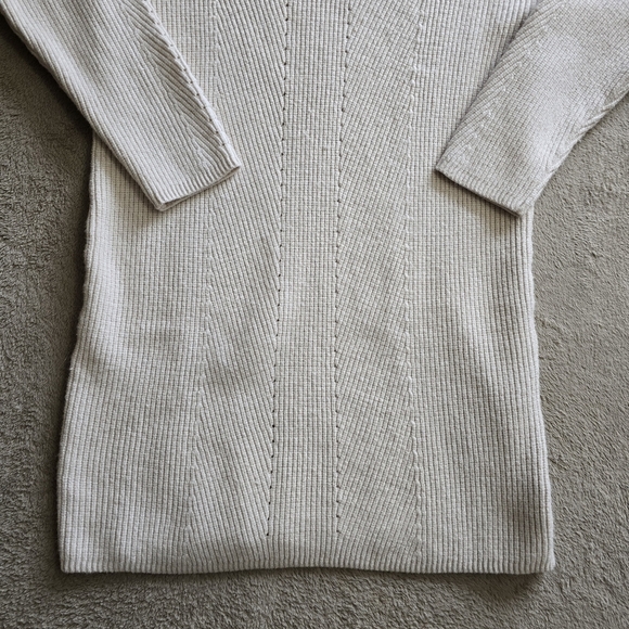 H Halston tunic sweater size small - Picture 5 of 13